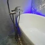 на пляже отрада, французский бульвар просторный 2 комн Luxury , центр жк париж * אודסה