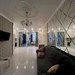 דירה на пляже отрада, французский бульвар просторный 2 комн Luxury , центр жк париж אודסה