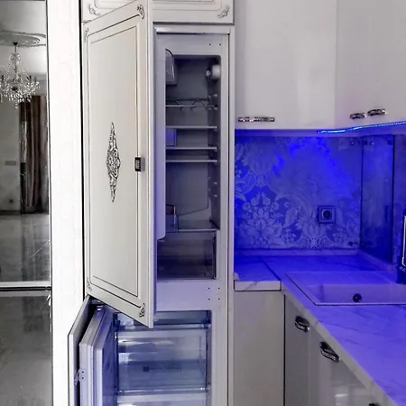 Apartment на пляже отрада, французский бульвар просторный 2 комн Luxury , центр жк париж Odesa