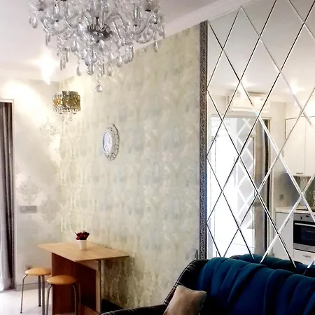 на пляже отрада, французский бульвар просторный 2 комн Luxury , центр жк париж *