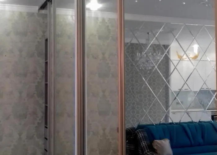 на пляже отрада, французский бульвар просторный 2 комн Luxury , центр жк париж Apartamento Odesa