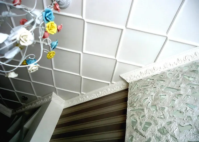 на пляже отрада, французский бульвар просторный 2 комн Luxury , центр жк париж Apartment *