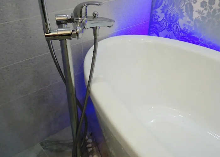 на пляже отрада, французский бульвар просторный 2 комн Luxury , центр жк париж * Odessa